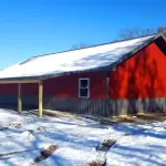 Metal Roofs & Snow: Protecting Your Eavestroughs